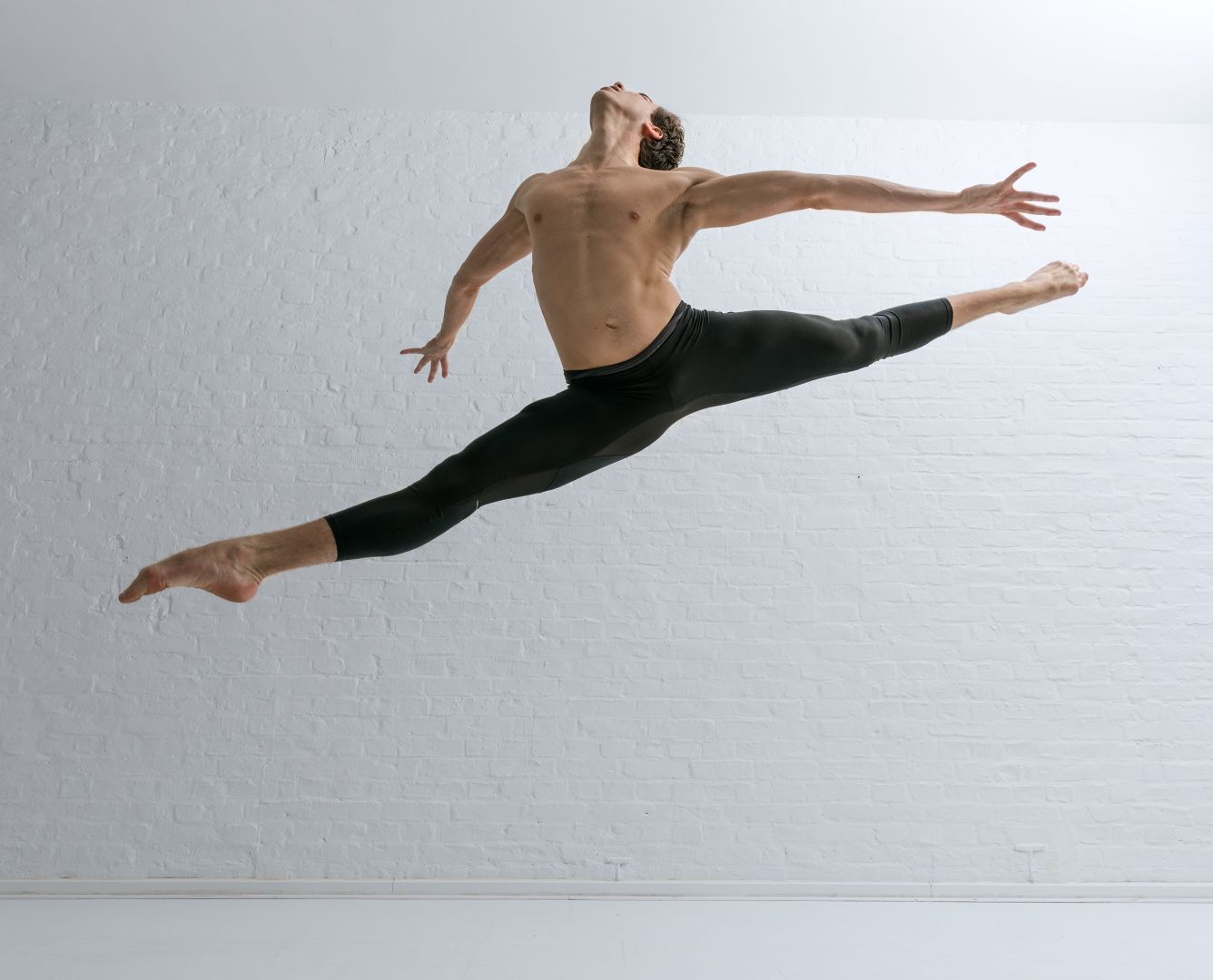 LouisaDaniel 01868 L